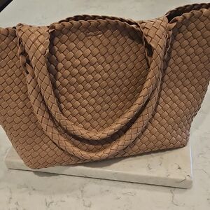 Rachel Zoe Nude/Tan Large Woven Vegan Leather Tote Bag & Pouch/Wallet. NWT!